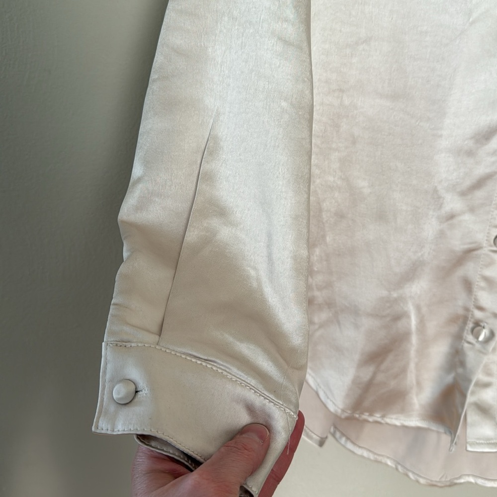 Princess Polly Cream Champagne Satin Blouse 2 - Picture 3 of 6